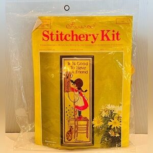 LAURA Vintage Stitchery Kit “It Is Good To Have A Friend” NEW